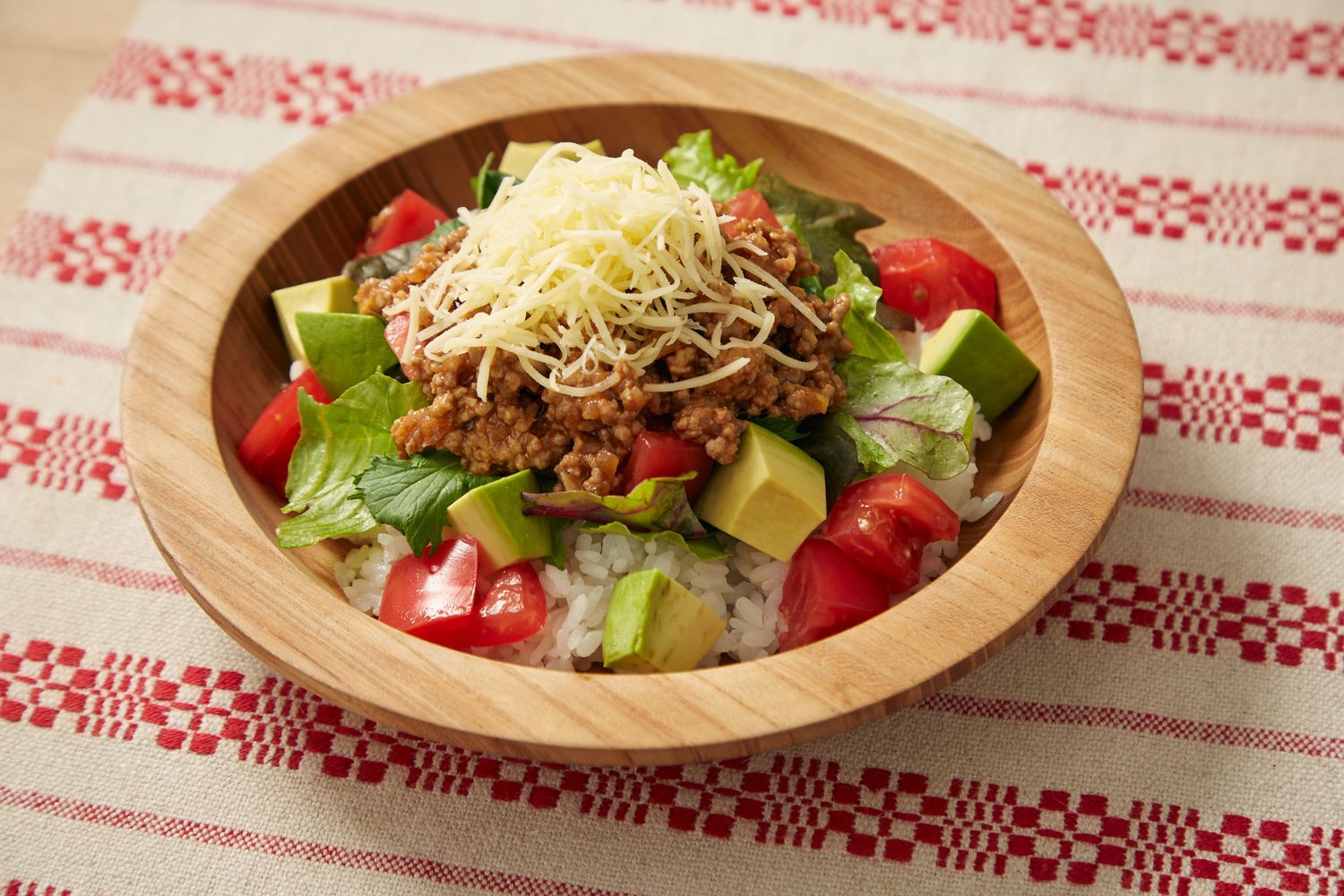 グリルチキンタコスとレタススローのレシピ