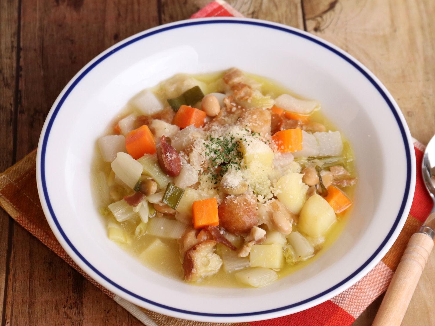 イタリアのチキンスープのレシピ