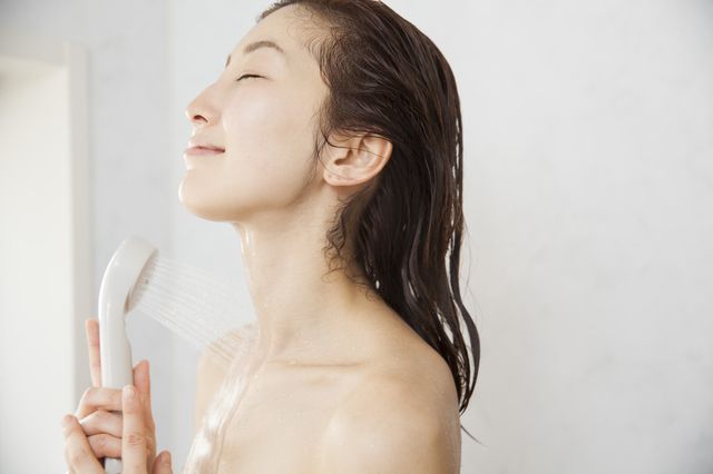 知らないと損! シャワーの上手な使い方「朝シャワー」【東 …